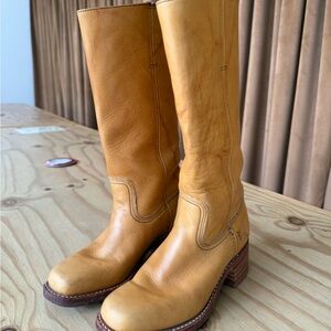 Vintage white label Frye Campus Banana 7.5
